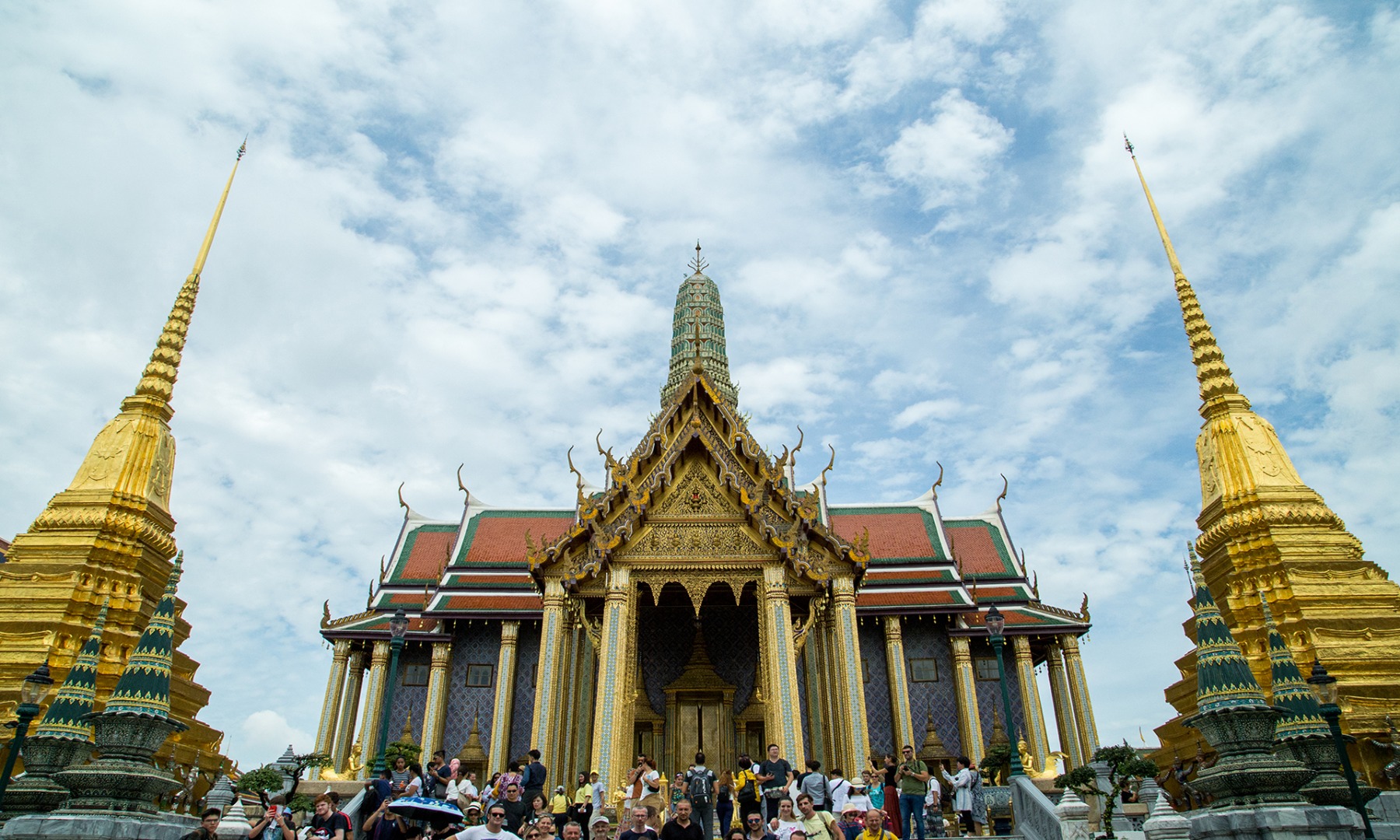 曼谷丹嫩莎朵水上市场＆大皇宫半日游（AK 提供）