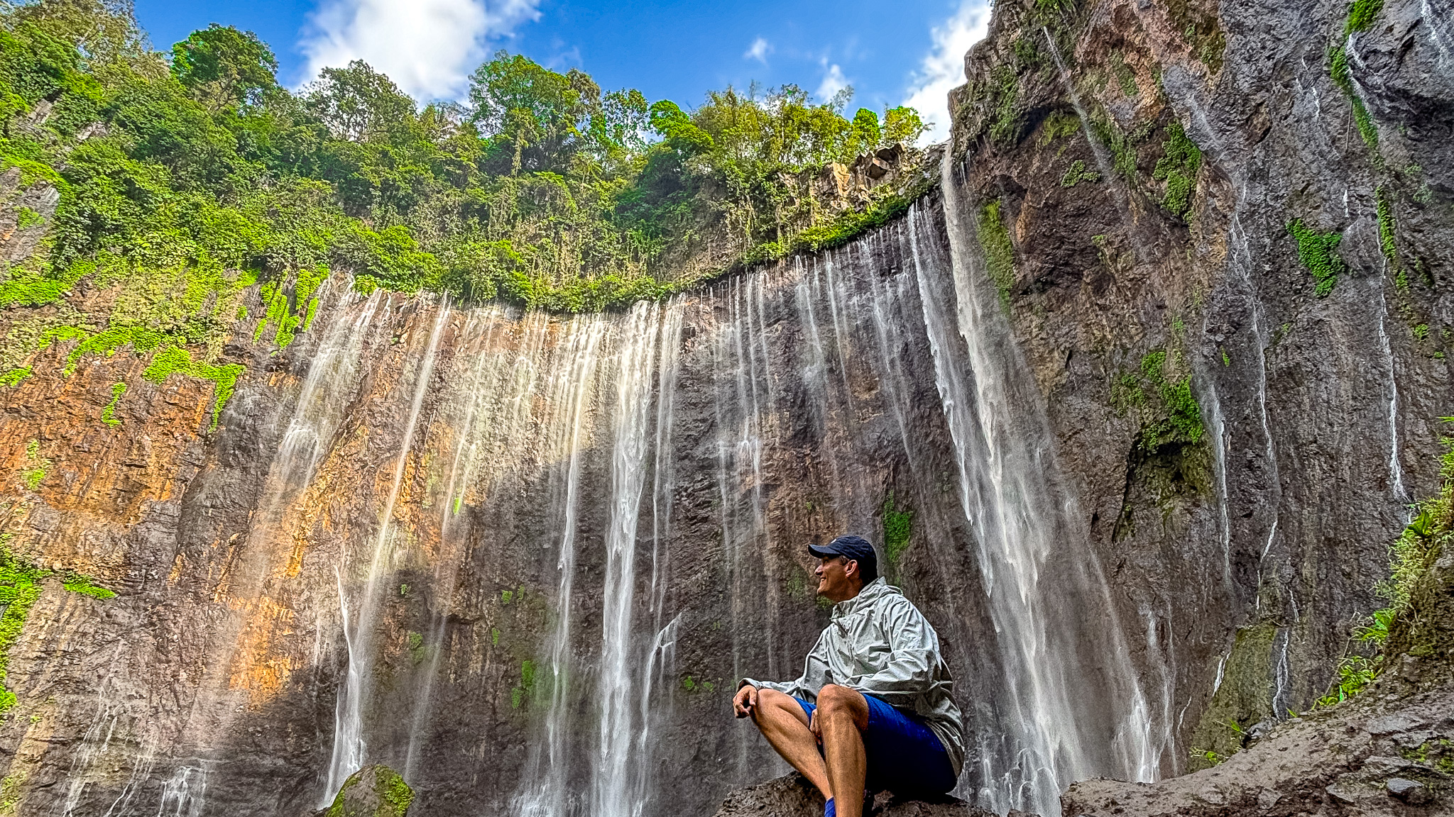 Tumpak Sewu瀑布 & 彩虹村私人导赏团