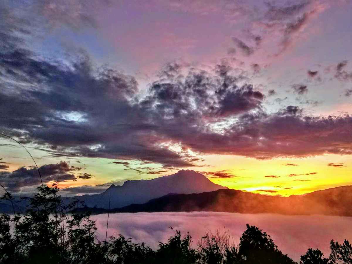 圣维罗尼卡山日出休闲徒步游