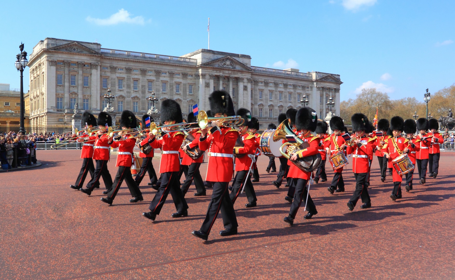 伦敦观光一日游：圣保罗大教堂＆伦敦塔＆泰晤士河游船