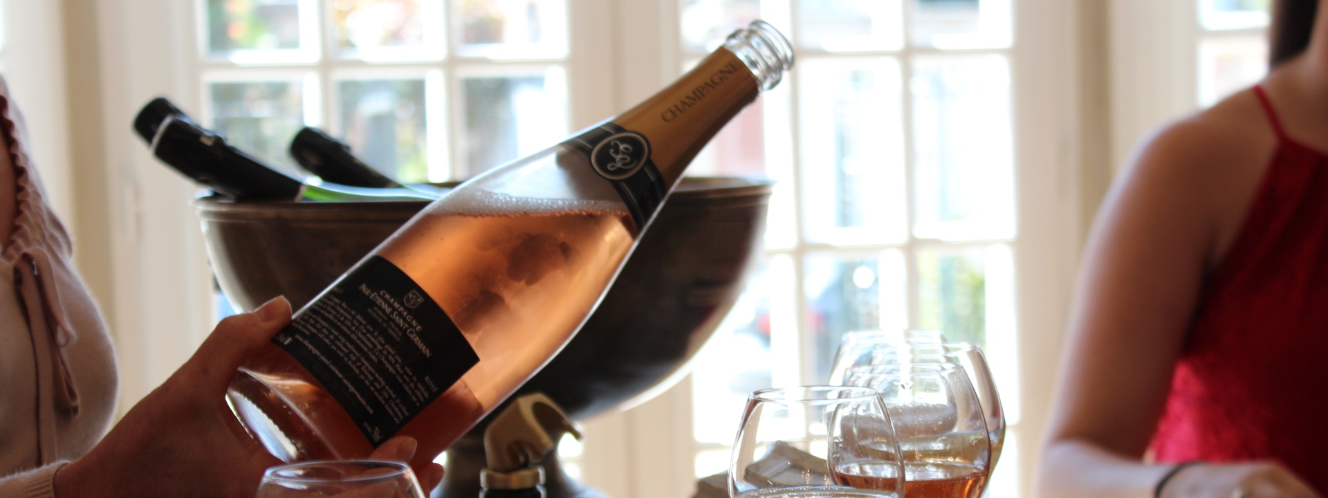 酒窖参观＆香槟品酒一日游