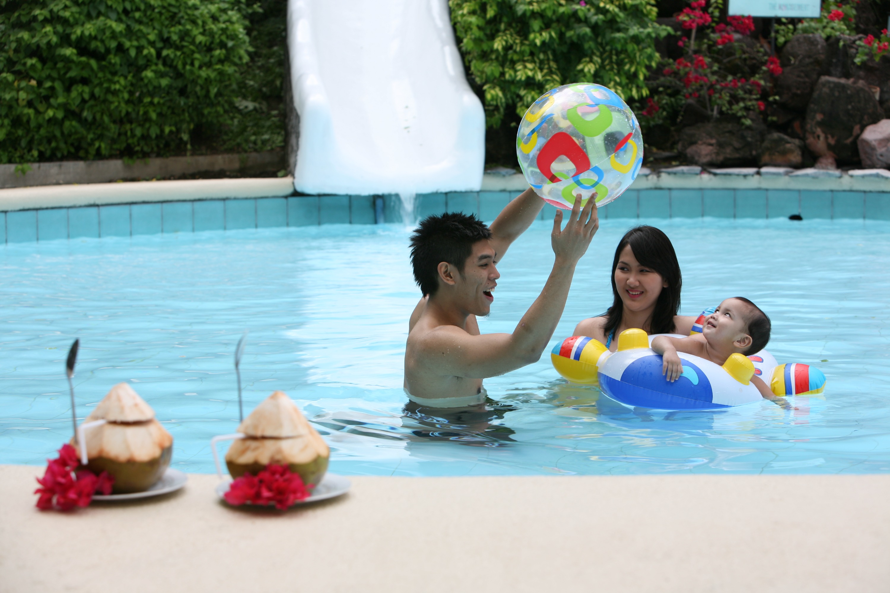 菲律宾拉古娜瀑布山度假酒店1日通行证