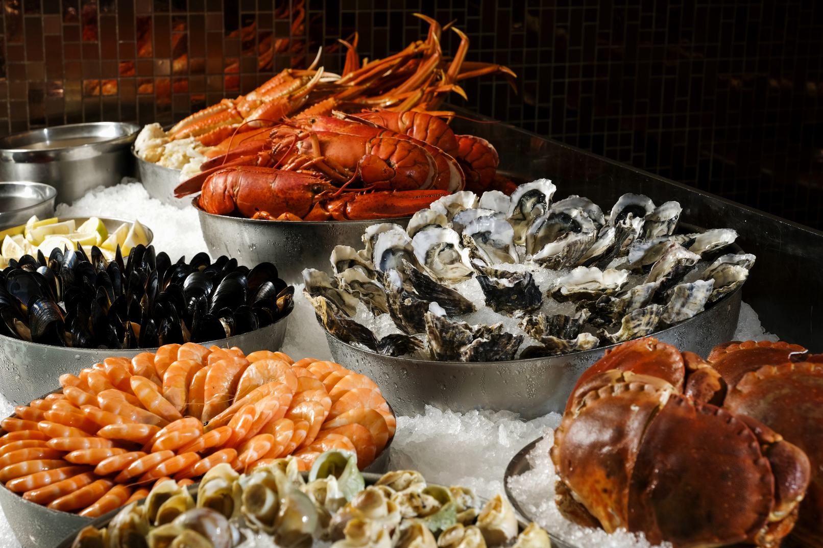 香港天际万豪酒店 - 天际咖啡室丨自助午餐、自助晚餐