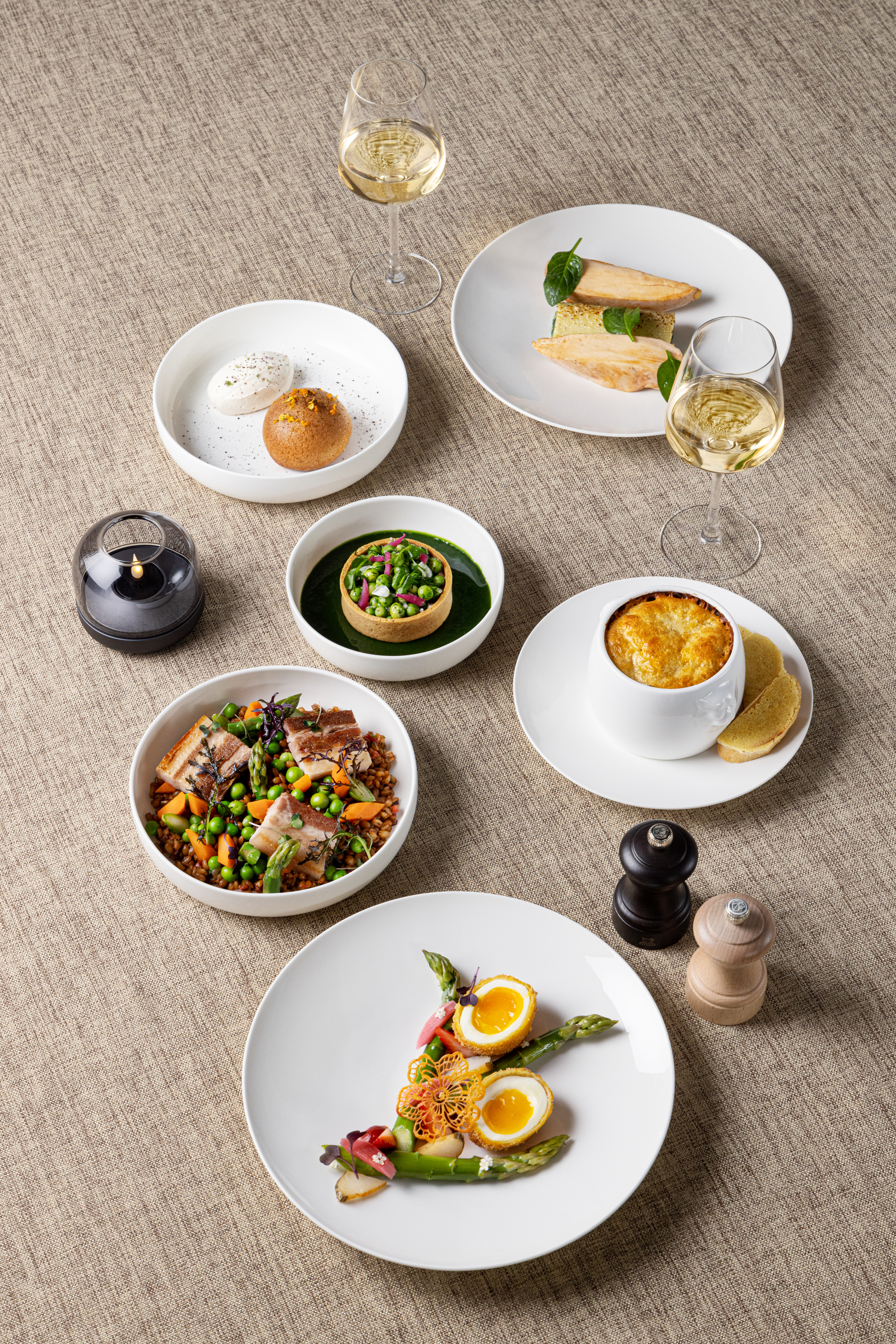 巴黎埃菲尔铁塔Madame Brasserie午餐（优先入场）