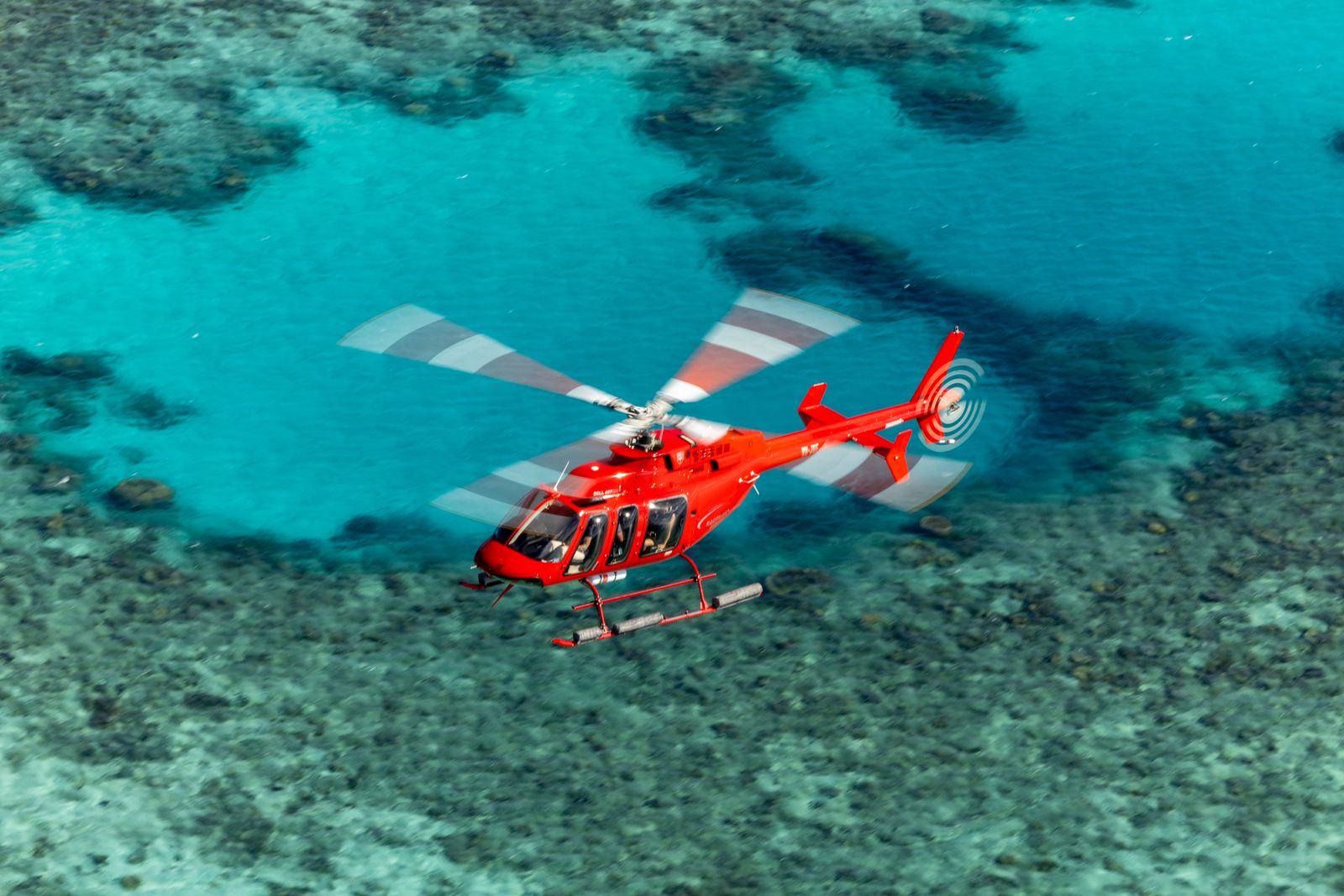 摩尔礁（Moore Reef）直升机飞行 & 风景游览一日游（凯恩斯出发）